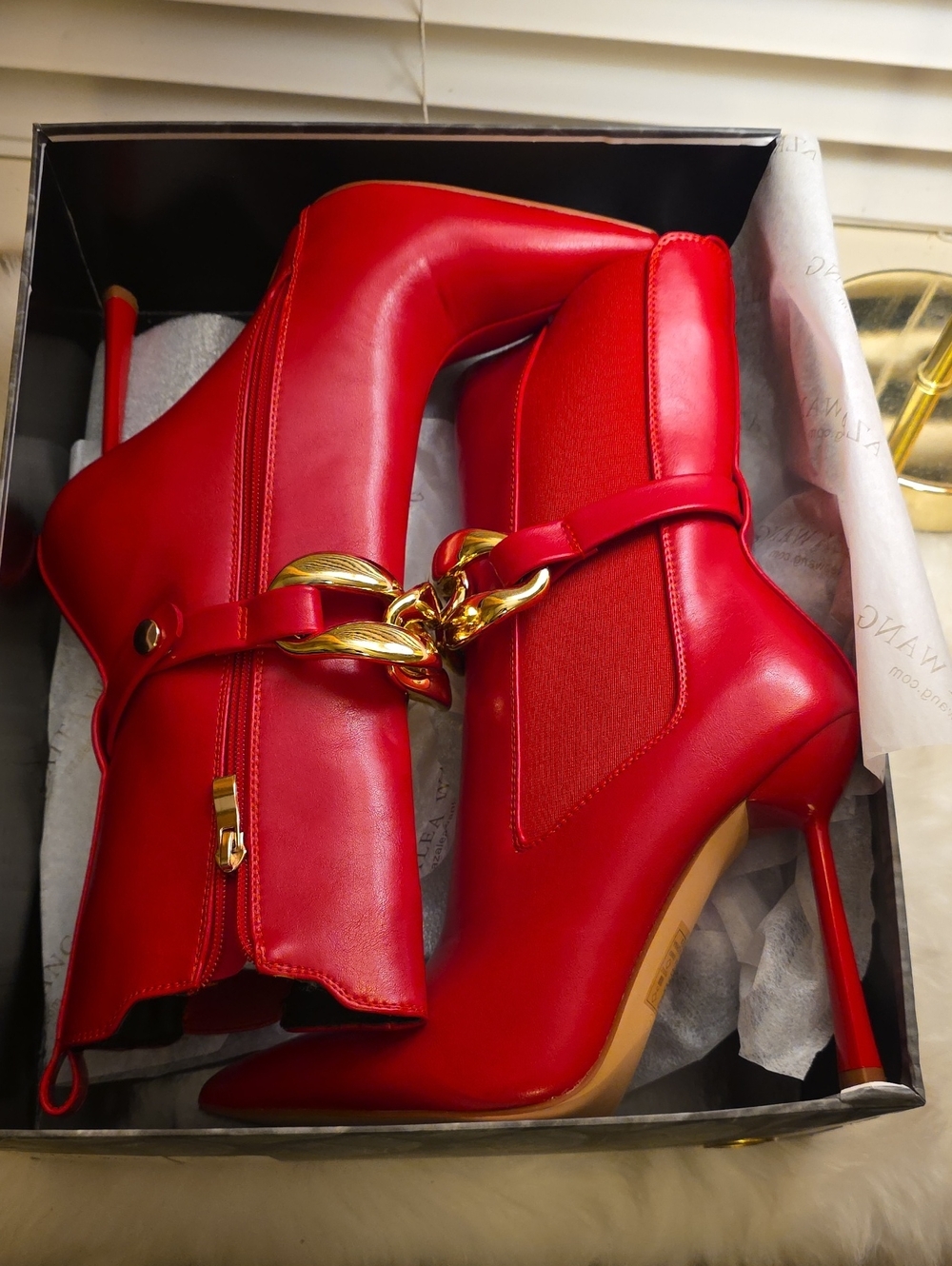 Azalea Wang Red High Heel Ankle Boots with Gold Chain Accent Sz 9